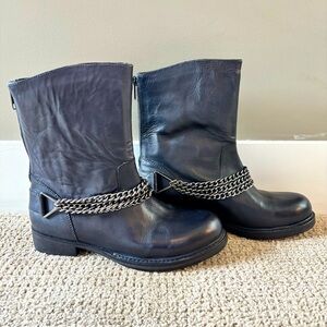 🏍️ Vintage Foundry Co Womens Leather Boots - size 6.5​​